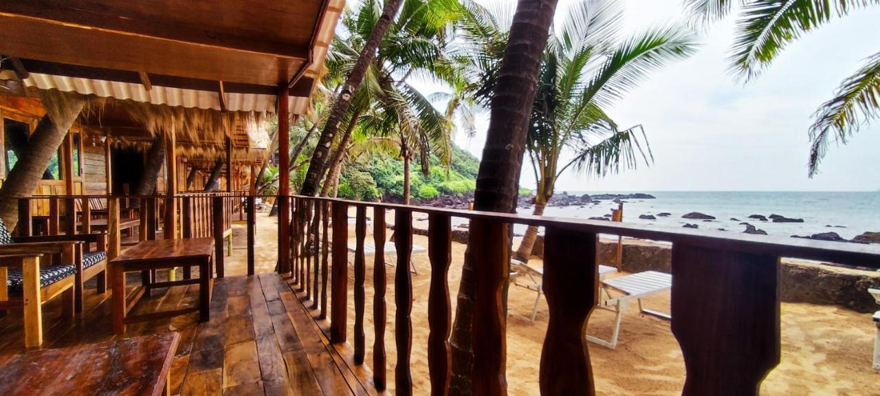 Sea Front Cottages Little Khola Cola 外观 照片