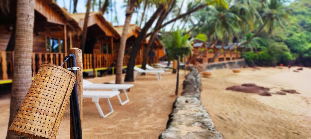 Sea Front Cottages Little Khola Cola 外观 照片