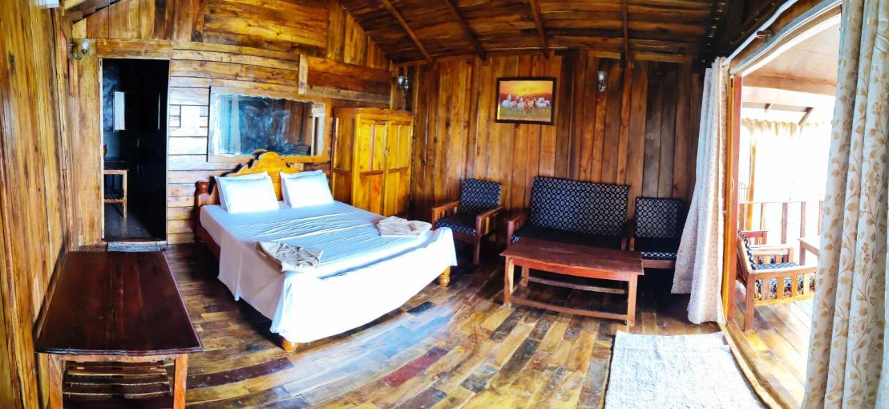 Sea Front Cottages Little Khola Cola 外观 照片